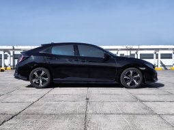 Honda Civic 1.5 E Hatchback Matic Tahun 2019 Pajak Panjang 12