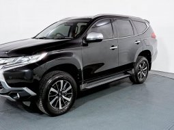 Mitsubishi Pajero Sport 2.4 Dakar Ultimate 4X2 AT 2019 Hitam 3