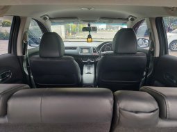 Honda HR-V 1.5L E CVT 8