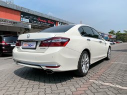 Honda Accord 2.4 VTi-L 2016 6