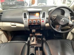 Mitsubishi Pajero Dakar Tahun 2012 Warna Putih metalik  5