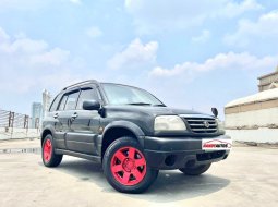 Suzuki Escudo 2.0 Tahun 2002 Automatic Hitam