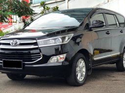 Toyota Kijang Innova V facelift Diesel AT 2019 Hitam 1
