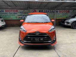 Toyota Sienta Q 1.5cc Automatic Th.2017 2