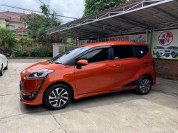 Toyota Sienta Q 1.5cc Automatic Th.2017 5