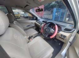 Daihatsu Xenia 1.3 R Deluxe AT 2013 7