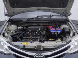 Toyota Etios Valco G 2015 5