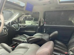 Nissan Elgrand Highway Star 2013 Hitam 9