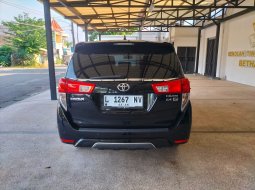 Toyota Kijang Innova V A/T Diesel 2020 MPV hitam 9