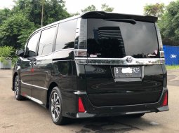 TOYOTA VOXY 2.0 AT HITAM COKLAT 2019 DISKON GEDE GEDEAN KHUSUS BULAN INI!! 6