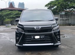 Toyota Voxy 2.0 A/T 2019 Hitam Coklat Metalik KILOMETER ASLI CUMA 17RB🔥