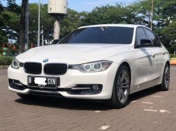 BMW 328I SPORT AT PUTIH 2014 HARGA TERBAIK HANYA DISINII!! 2