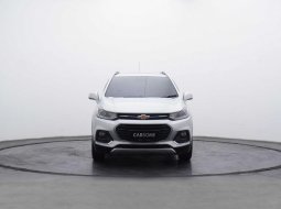 Chevrolet TRAX LTZ 2017 Silver 3