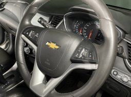 Chevrolet TRAX LTZ 2017 Silver 11