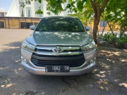 Toyota Kijang Innova V A/T Gasoline 2016 Silver