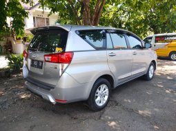 Toyota Kijang Innova V A/T Gasoline 2016 Silver 9
