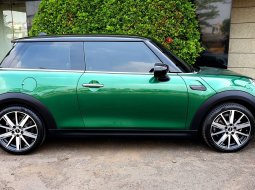 Mini Cooper 1.5 Turbo Hatch LCI 3 Door AT 2022 Green 4