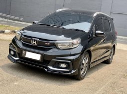 Honda Mobilio RS CVT 2017 Hitam 2