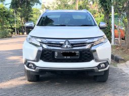 Mitsubishi Pajero Sport Dakar 2016 Putih