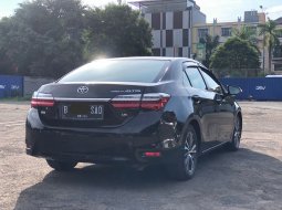 Toyota Corolla Altis cng 1.6 2018 Hitam 5