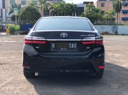 Toyota Corolla Altis cng 1.6 2018 Hitam 6