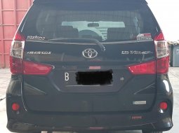 Toyota Avanza Veloz 1.5 A/T ( Matic ) 2017 Hitam Km 91rban Good Condition 2