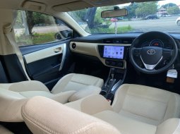 Toyota Corolla Altis 1.6 CNG AT 2018 Hitam 8