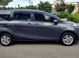 Dp Murah Toyota Sienta G 1.5L AT 2016 Gray 4