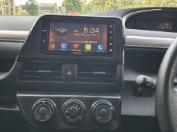 Dp Murah Toyota Sienta G 1.5L AT 2016 Gray 11