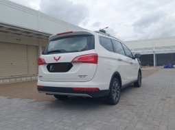 Wuling Cortez 1.8 L Lux Plus 6MT 2018 4