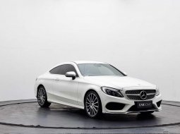 Mercedes-Benz C-Class C 300 Coupe AMG Line 2016 mobil pejabat harga merakyat dan bergaransi 1 tahun