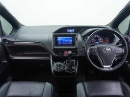 Toyota Voxy 2.0 A/T 2017 Putih BEBAS BANJIR DAN TABRAK BESAR DP RINGAN BISA 5