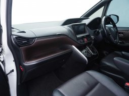2017 Toyota VOXY 2.0 | DP 10% | CICILAN 9,1 JT-AN | TENOR 5 THN 6