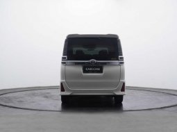 2017 Toyota VOXY 2.0 | DP 10% | CICILAN 9,1 JT-AN | TENOR 5 THN 16