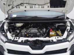 2017 Toyota VOXY 2.0 | DP 10% | CICILAN 9,1 JT-AN | TENOR 5 THN 24