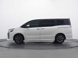 2017 Toyota VOXY 2.0 | DP 10% | CICILAN 9,1 JT-AN | TENOR 5 THN 22