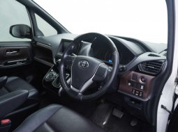2017 Toyota VOXY 2.0 | DP 10% | CICILAN 9,1 JT-AN | TENOR 5 THN 25