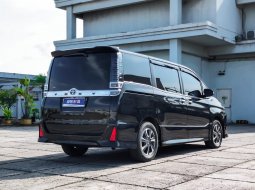 Toyota Voxy 2.0 A/T 2018, HITAM, KM 74rban, TGN 1, Genap Jaktim 6