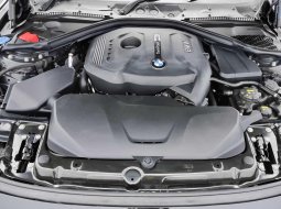 BMW 3 Series 320i 2018 Sedan 7