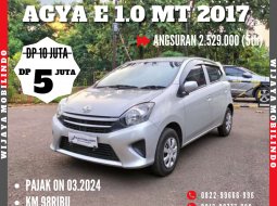 TERMURAHH [DP 5 JUTA] TOYOTA AGYA E 1.0 MANUAL (MT) 2017 SILVER