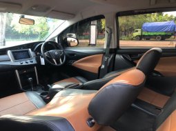 Toyota Kijang Innova G Bensin 2020 Hitam 1