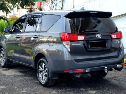 Lokasi jakarta Toyota Kijang Innova 2.4V 2022 diesel abu km 14rban cash kredit proses bisa dibantu 4