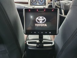 Toyota Kijang Innova V AT 2.4 Diesel 2022 Gray SIAP PAKAI 9