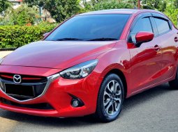 Mazda 2 R AT 1.5 2015 Merah Metalik 3
