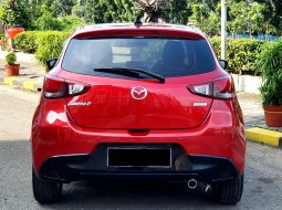 Mazda 2 R AT 1.5 2015 Merah Metalik 7