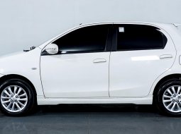 Toyota Etios Valco G Manual 2015 3