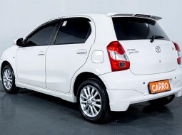Toyota Etios Valco G Manual 2015 4