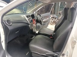 Daihatsu Ayla 1.2L R AT DLX 2018 Putih Km 74rb Record Service ATPM Resmi Mulus Orsinil Khusus KREDIT 4