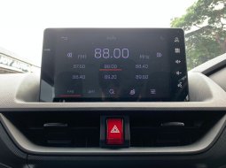 Daihatsu Xenia 1.3 R MT 2022 10