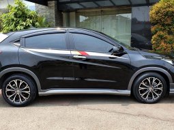 Honda Hrv E Mugen CVT AT 2016 Hitam (DP Murah) 4